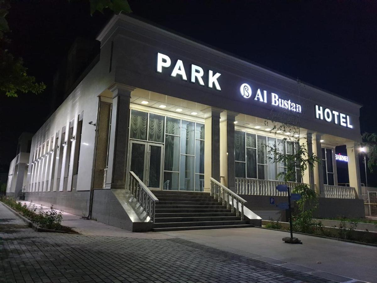 Park Hotel Al Bustan 奇姆肯特 外观 照片