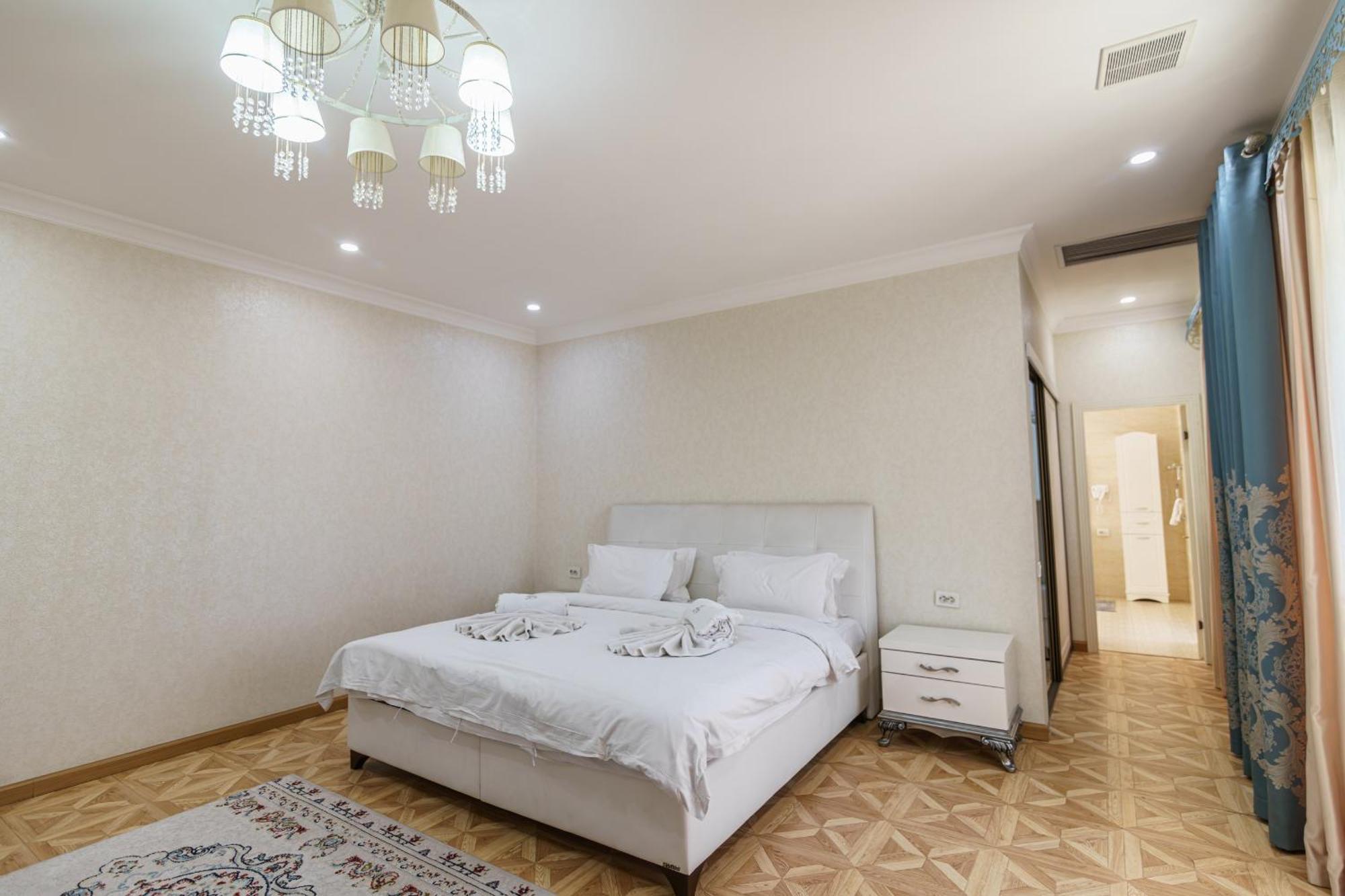 Park Hotel Al Bustan 奇姆肯特 外观 照片