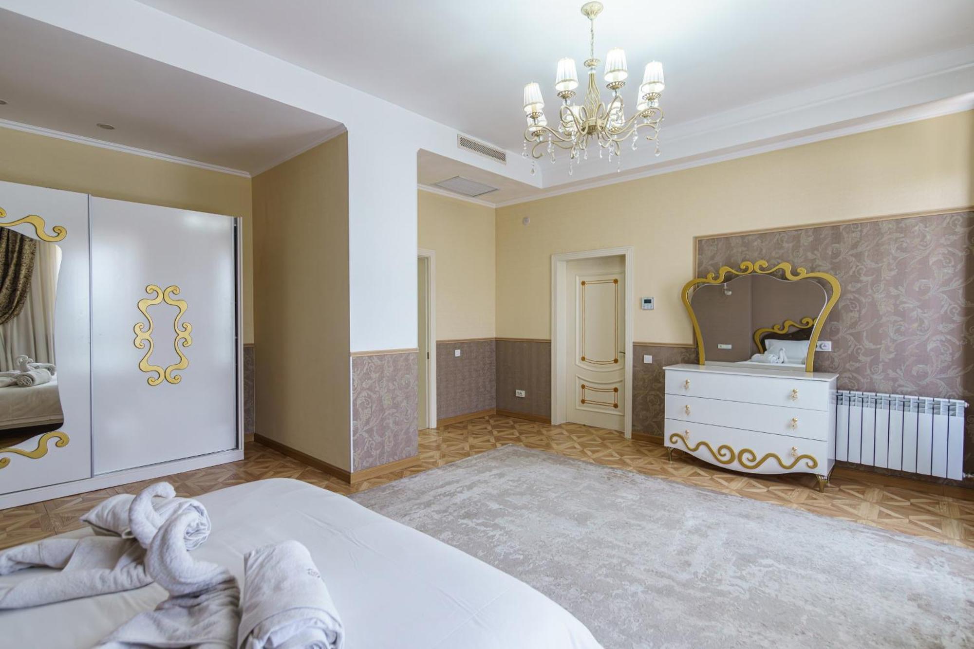 Park Hotel Al Bustan 奇姆肯特 外观 照片